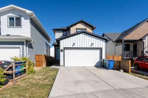 91 Blackwolf Pass North, Lethbridge, AB 