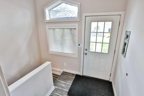 328 12C Street North, Lethbridge, AB 