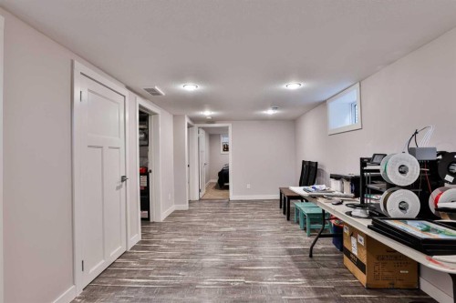 328 12C Street North, Lethbridge, AB 