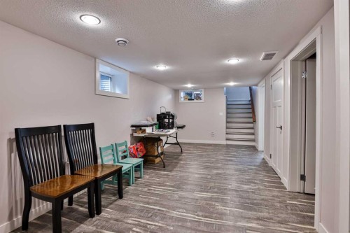 328 12C Street North, Lethbridge, AB 