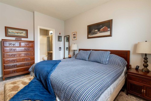 324 E 350 N, Raymond, AB 