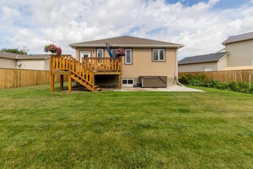 324 E 350 N, Raymond, AB 