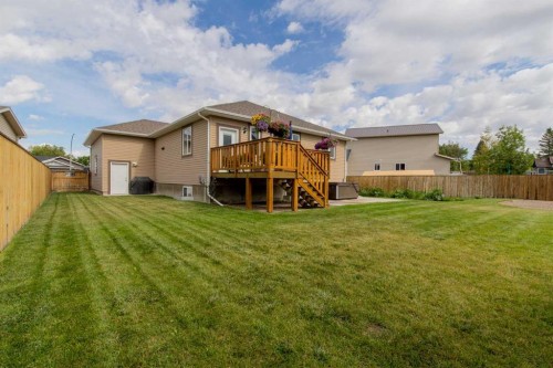 324 E 350 N, Raymond, AB 