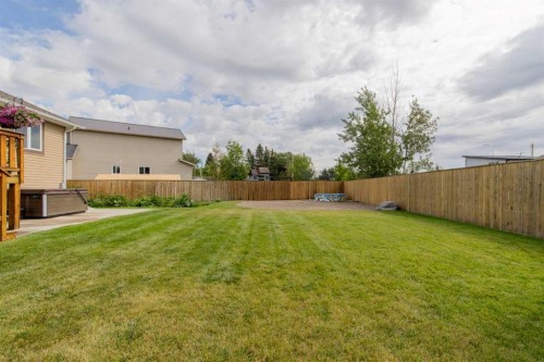 324 E 350 N, Raymond, AB 