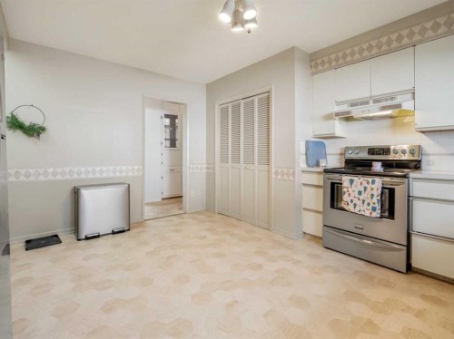 2515 3Rd Avenue South, Lethbridge, AB 
