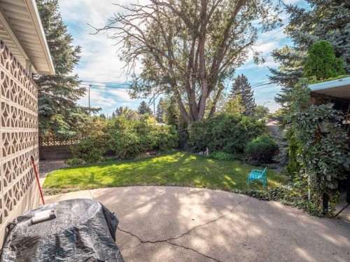 2515 3Rd Avenue South, Lethbridge, AB 