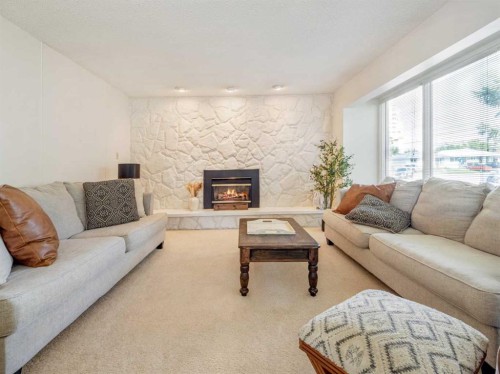 2515 3Rd Avenue South, Lethbridge, AB 