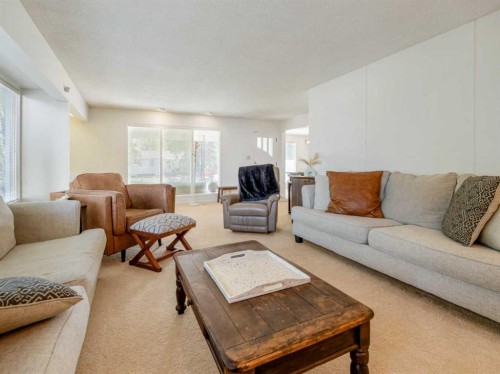 2515 3Rd Avenue South, Lethbridge, AB 