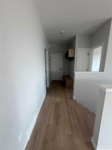 377 Canyon Boulevard WEST, Lethbridge, AB T1K 6V2 5