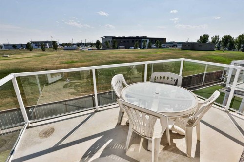 34 Fairmont Crescent South, Lethbridge, AB 