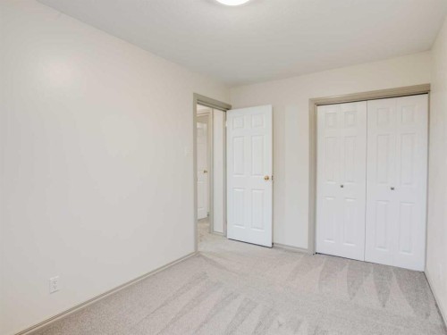230 Eagle Road North, Lethbridge, AB 
