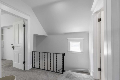 524 12A Street North, Lethbridge, AB 