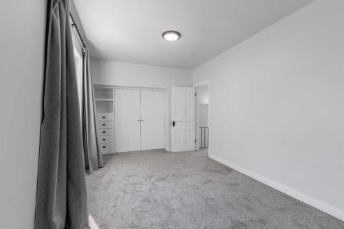 524 12A Street North, Lethbridge, AB 
