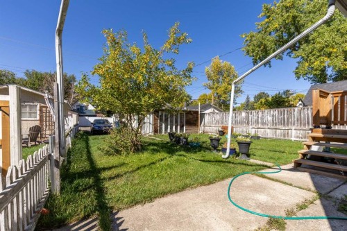 524 12A Street North, Lethbridge, AB 
