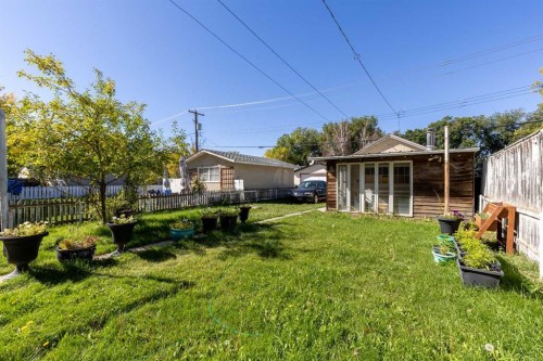 524 12A Street North, Lethbridge, AB 