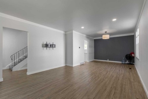 524 12A Street North, Lethbridge, AB 