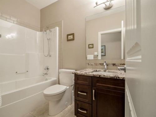 3-179 Fairmont Boulevard South, Lethbridge, AB 