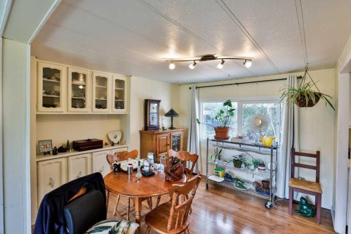 327 Centre Street, Lomond, AB 