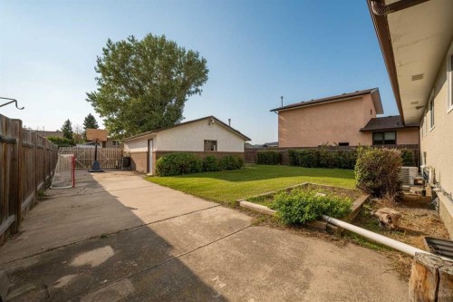 218 Mcdermott Road, Coalhurst, AB 