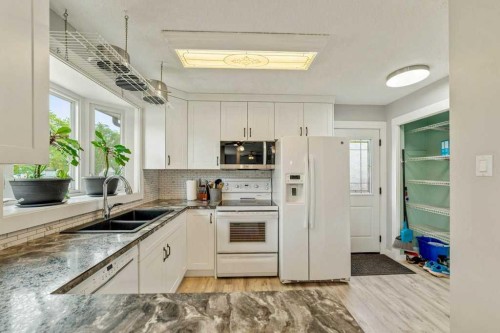218 Mcdermott Road, Coalhurst, AB 