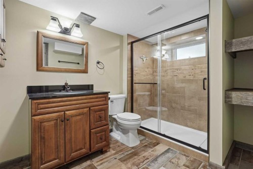2827 11 Avenue South, Lethbridge, AB 
