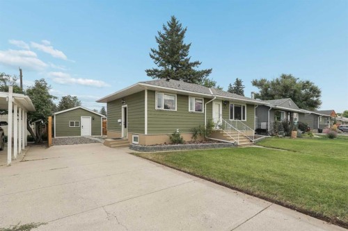 2827 11 Avenue South, Lethbridge, AB 