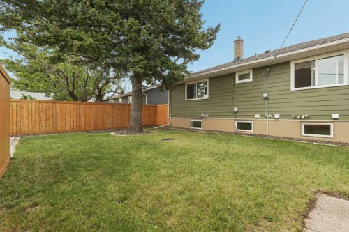 2827 11 Avenue South, Lethbridge, AB 