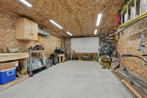2827 11 Avenue South, Lethbridge, AB 