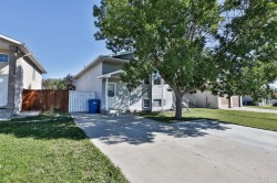 812 Red Crow Boulevard WESTLethbridge, AB T1K 6W4