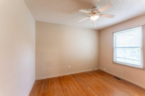 502 12 Street North, Lethbridge, AB 