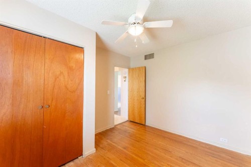 502 12 Street North, Lethbridge, AB 