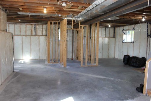 323 3Rd Street, Shaughnessy, AB 