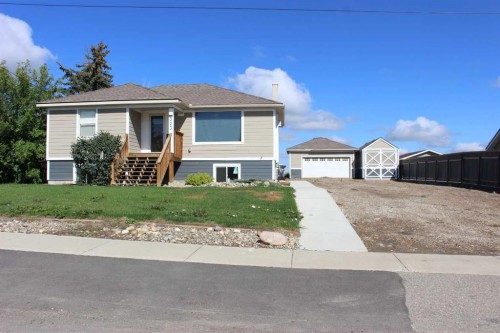 323 3Rd Street, Shaughnessy, AB 
