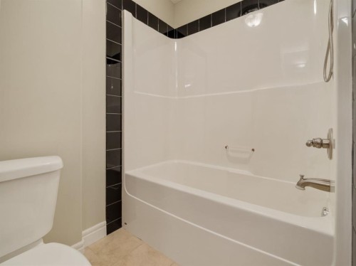 885 Mount Sundance Manor West, Lethbridge, AB 