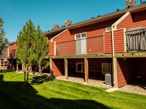 885 Mount Sundance Manor West, Lethbridge, AB 