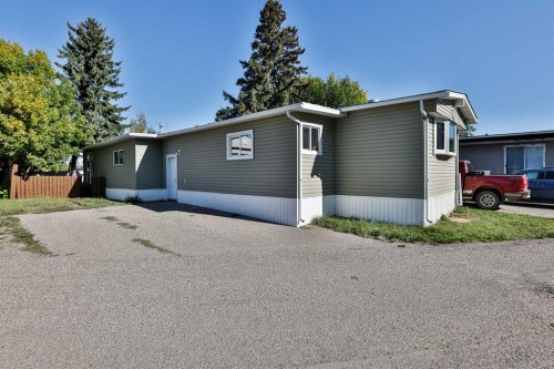 82-5301 2 Street, Coalhurst, AB 