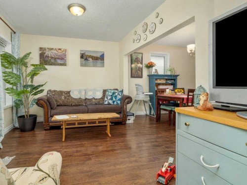 419 12B Street North, Lethbridge, AB 