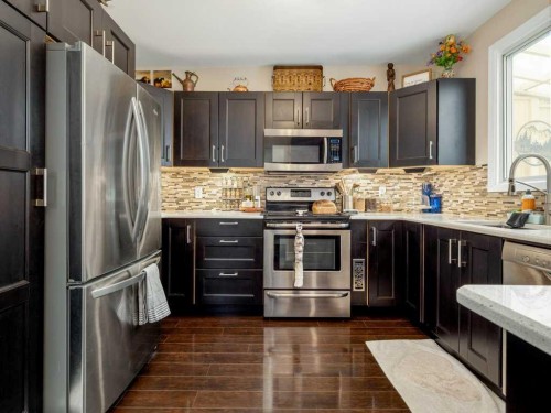 419 12B Street North, Lethbridge, AB 