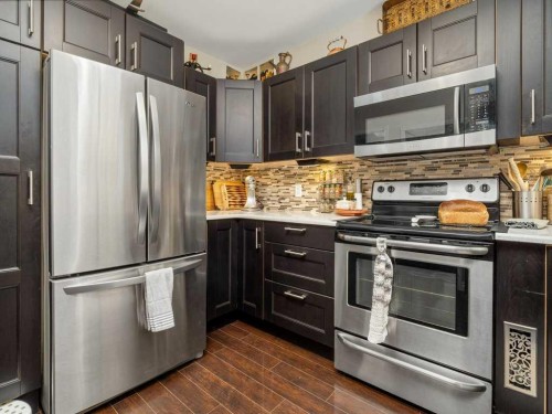 419 12B Street North, Lethbridge, AB 