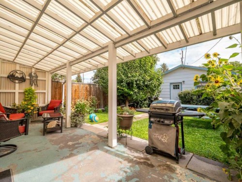 419 12B Street North, Lethbridge, AB 