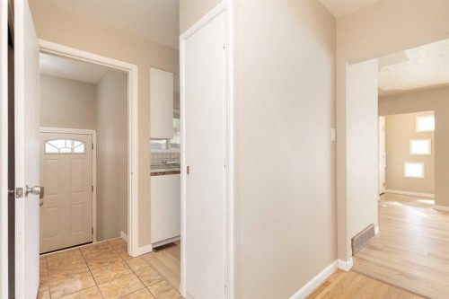 1301 17 Avenue South, Lethbridge, AB 
