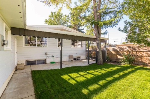1301 17 Avenue South, Lethbridge, AB 