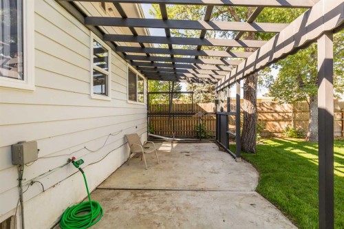 1301 17 Avenue South, Lethbridge, AB 