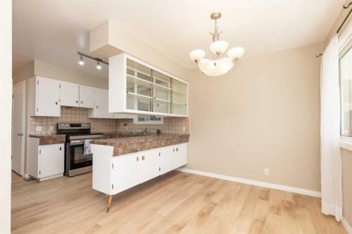 1301 17 Avenue South, Lethbridge, AB 