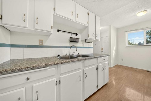 53-55 Lemoyne Crescent West, Lethbridge, AB 