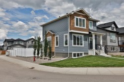 963 40 Avenue NORTHLethbridge, AB T1H 7G9