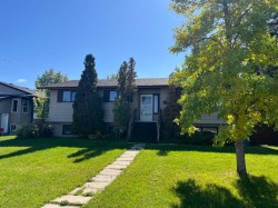 310E 300 NORTH Raymond, AB T0K 2S0