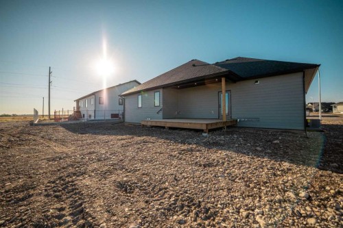 941 Willow Lane, Fort Macleod, AB 