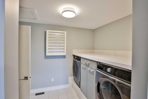 220 Canyon Estates Way West, Lethbridge, AB 