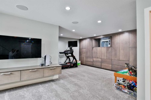 220 Canyon Estates Way West, Lethbridge, AB 